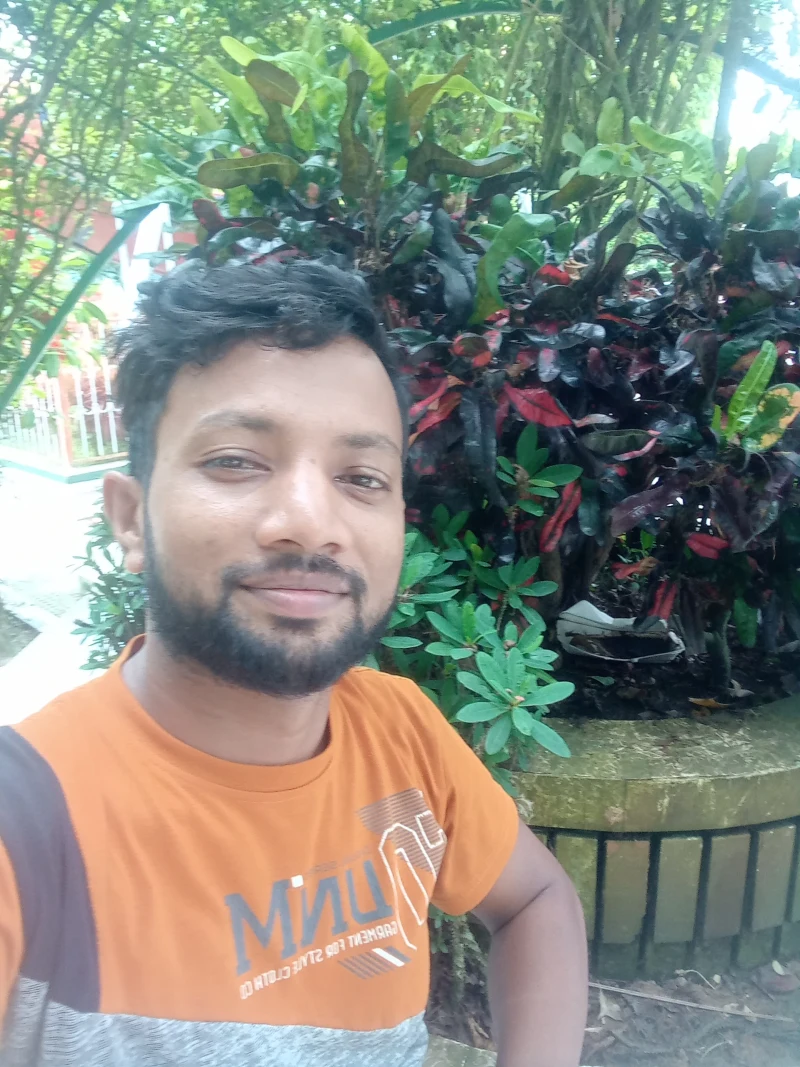 Md Uzzal Hossain